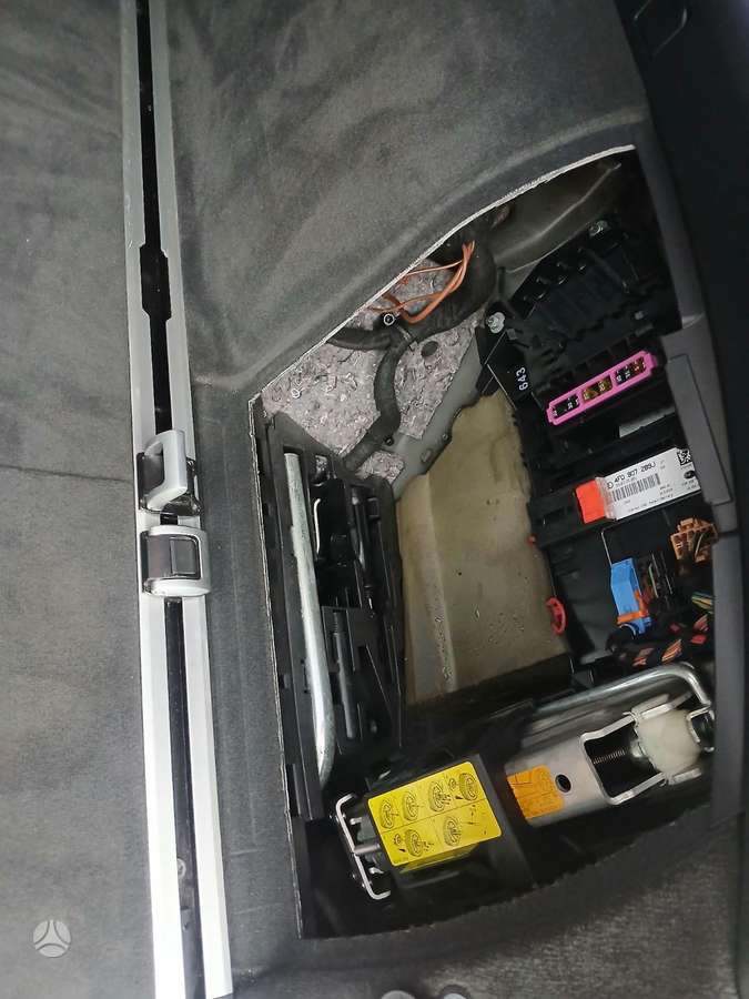 Audi A6, 2.7 l., Седан