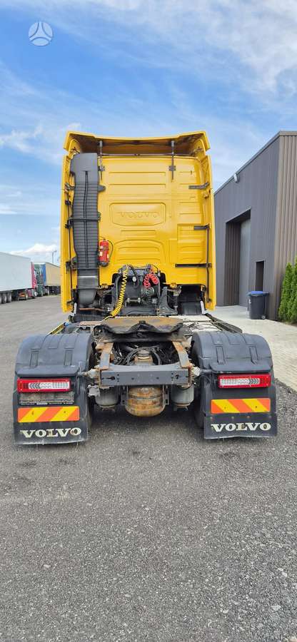 Volvo FH 460, double sleeper