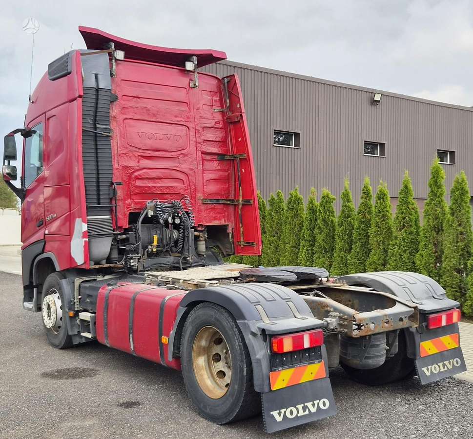 Volvo FH 500, double sleeper