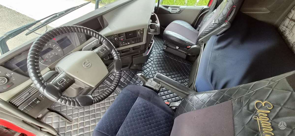 Volvo FH 500, double sleeper