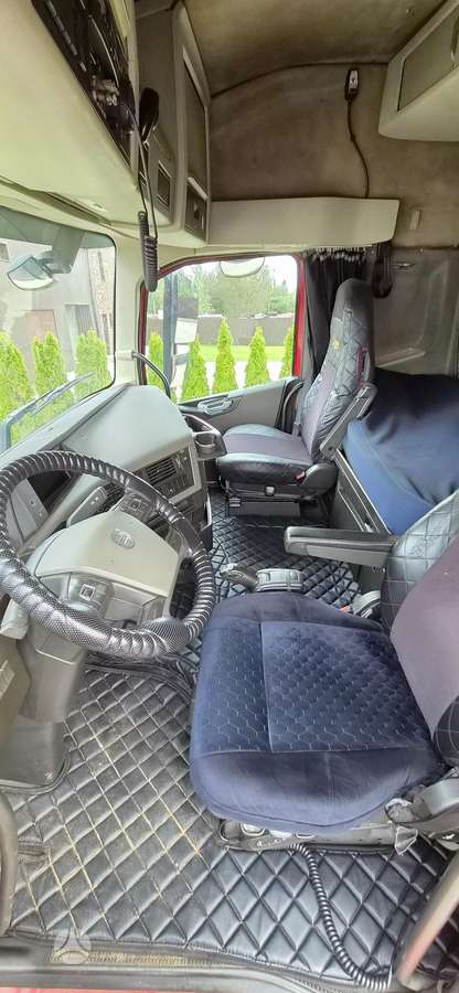 Volvo FH 500, double sleeper