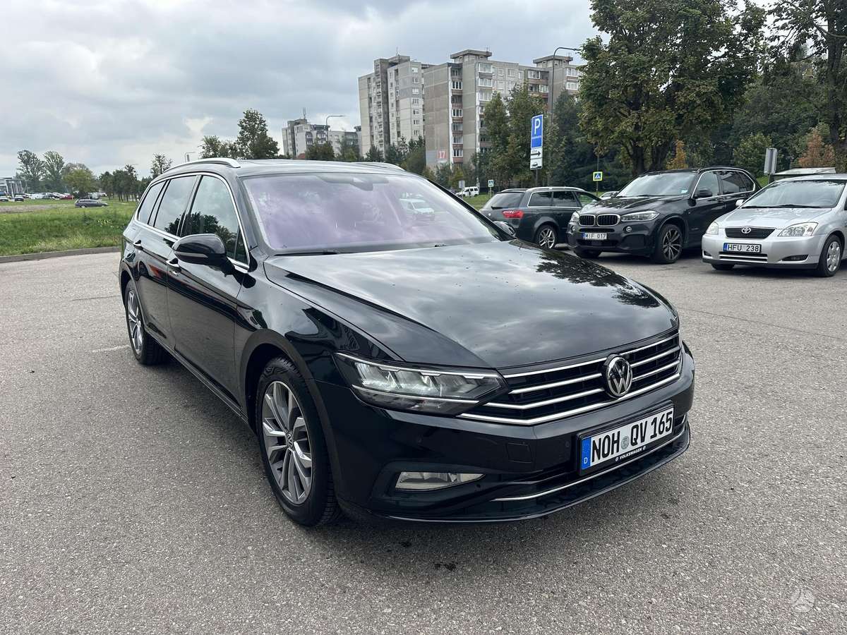 Volkswagen Passat - 2