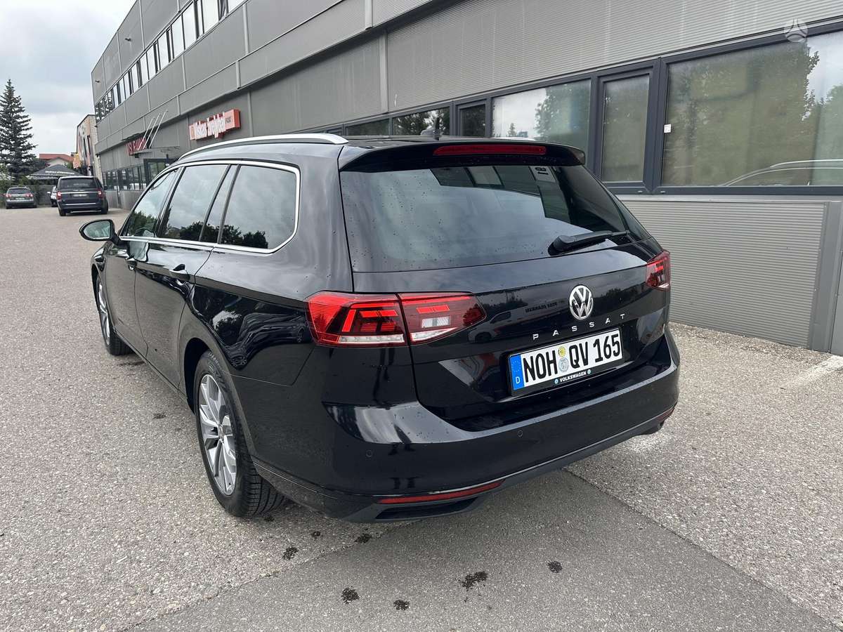 Volkswagen Passat - 9