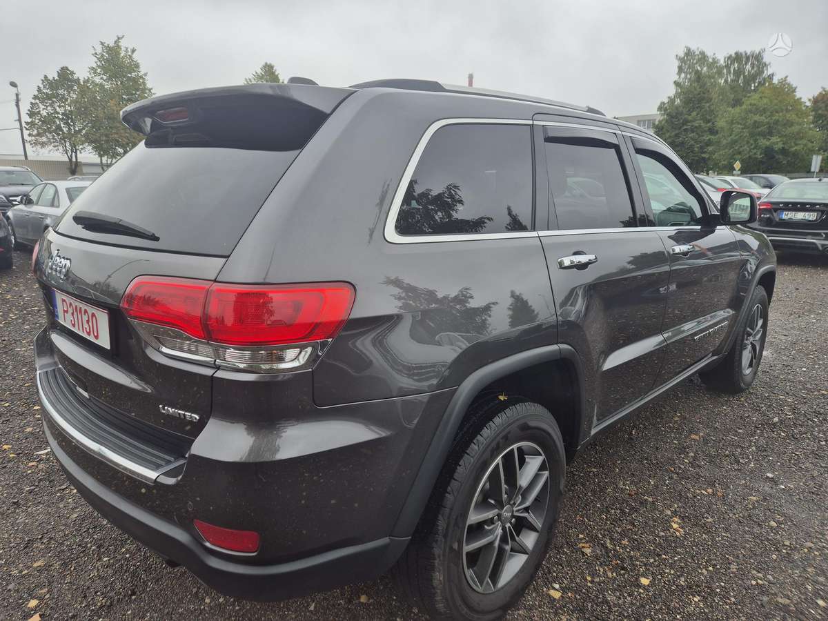 Jeep Grand Cherokee - 4