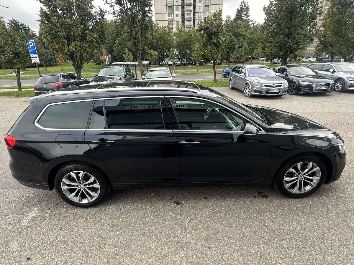 Volkswagen Passat - 8