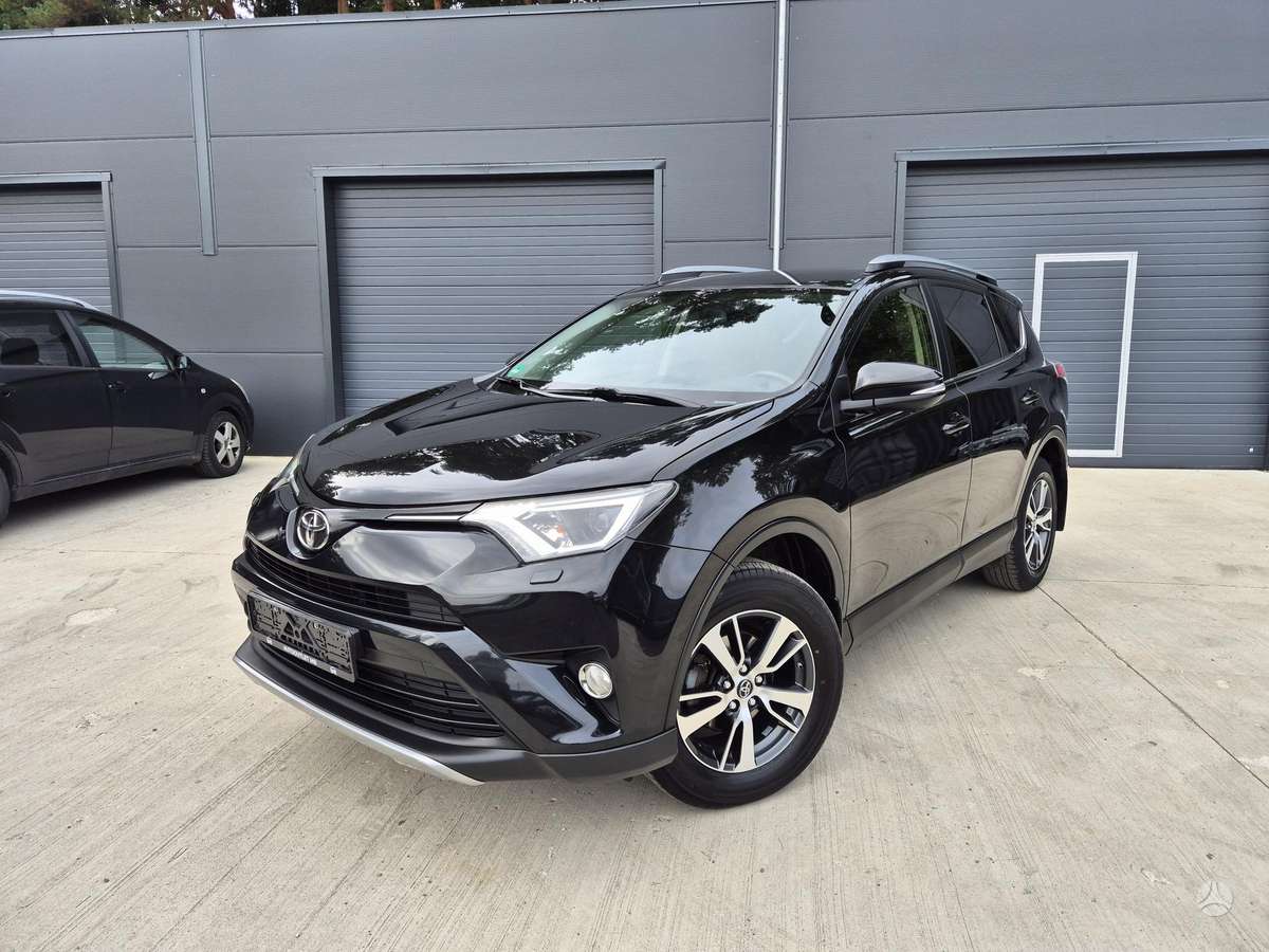 Toyota RAV4 - 1
