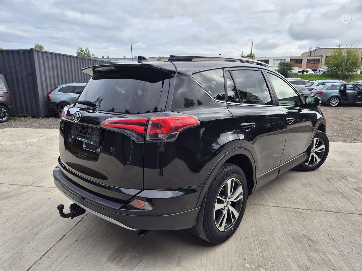 Toyota RAV4 - 3