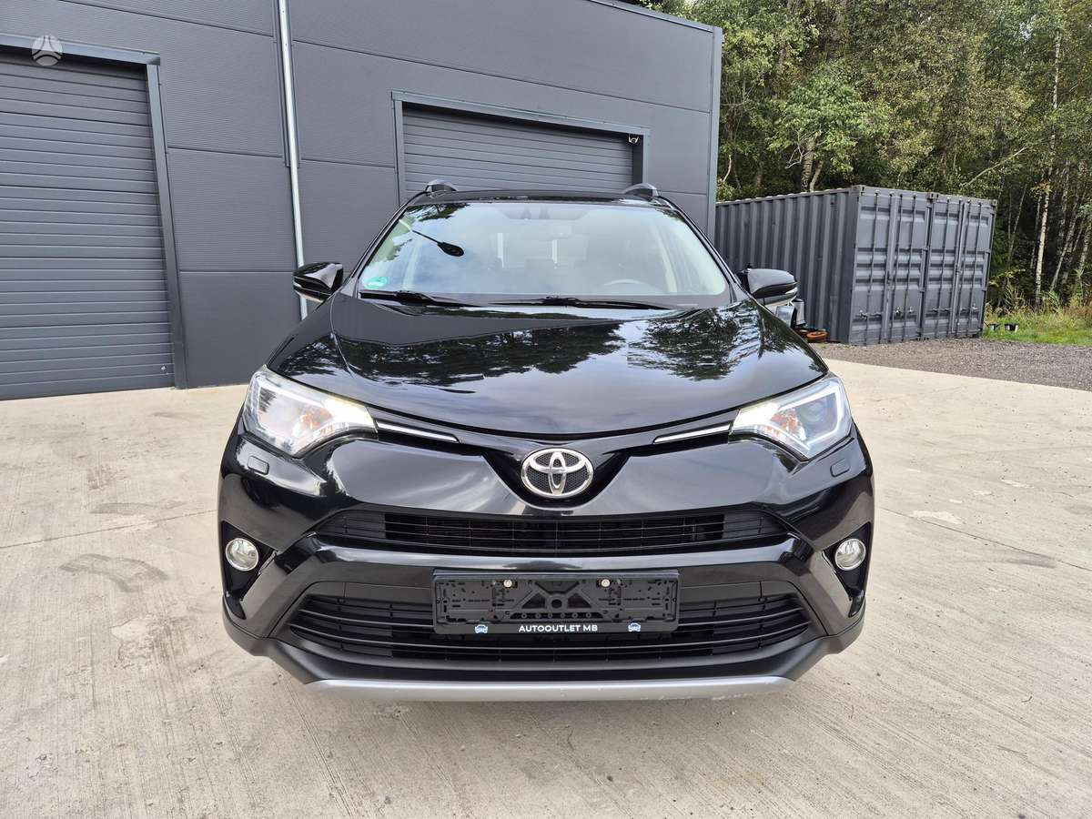 Toyota RAV4 - 7