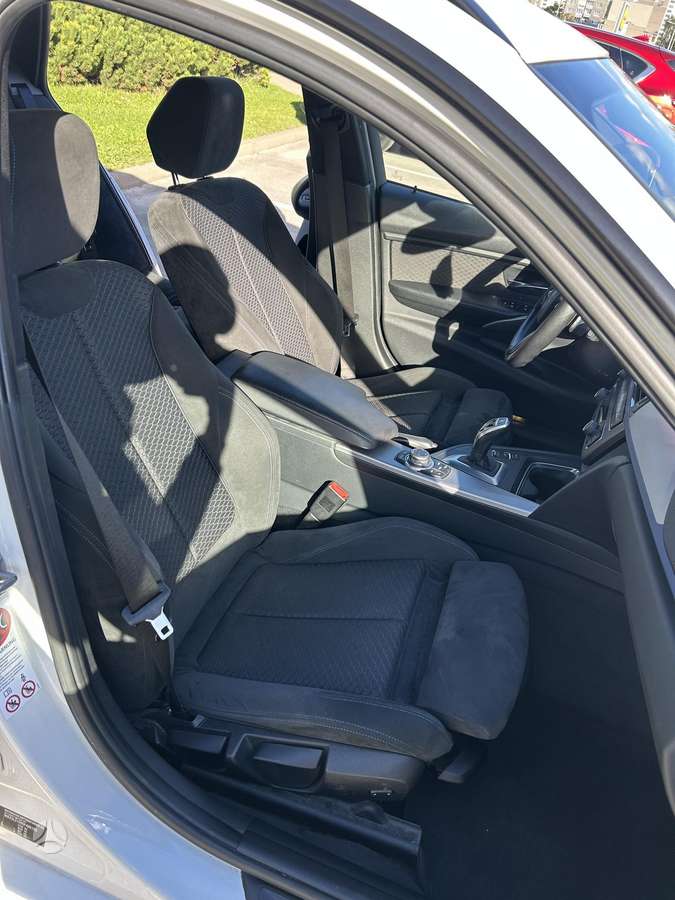 BMW 330, 3.0 l., wagon