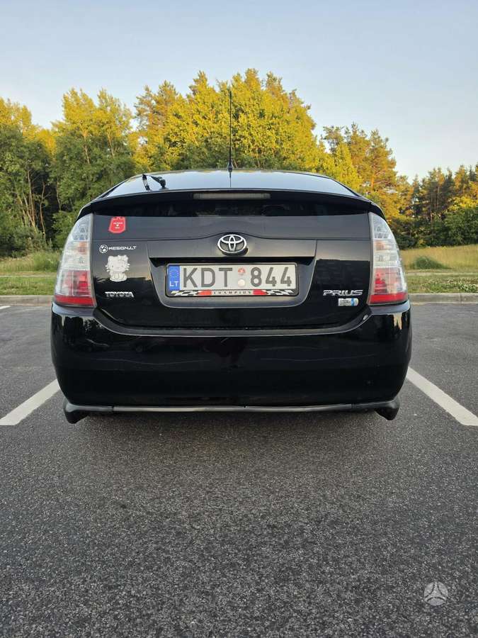 Toyota Prius - 2