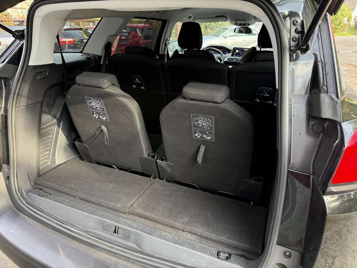 Peugeot 5008 - 9