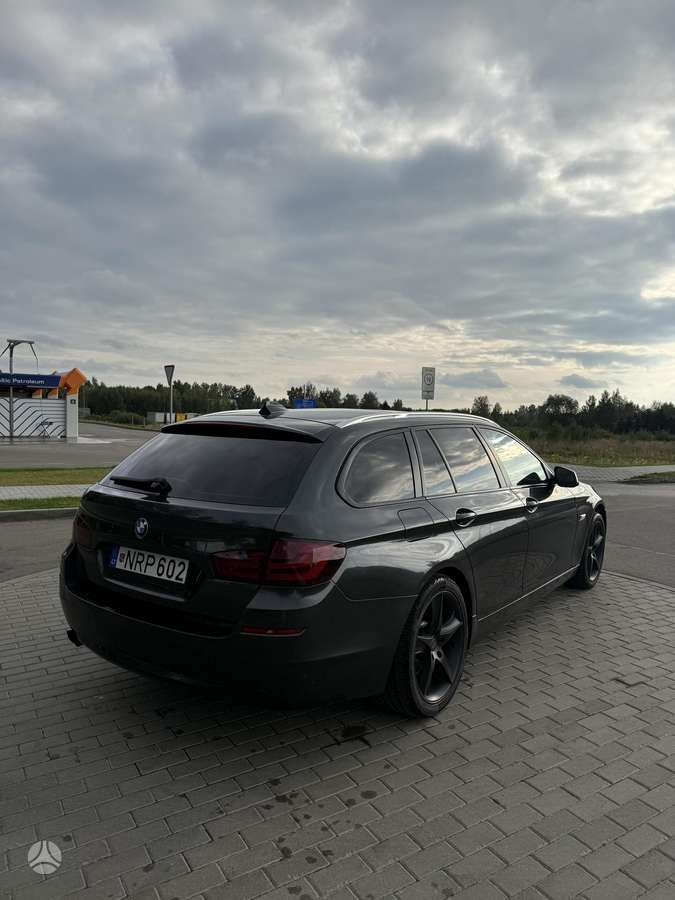 BMW 520, 2.0 l., wagon