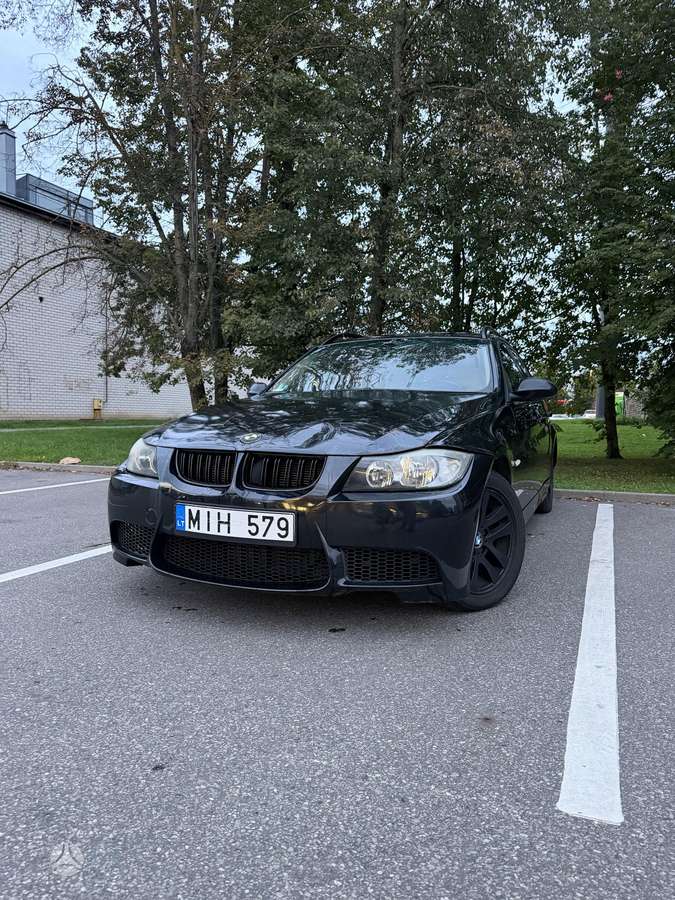 BMW 320 - 1