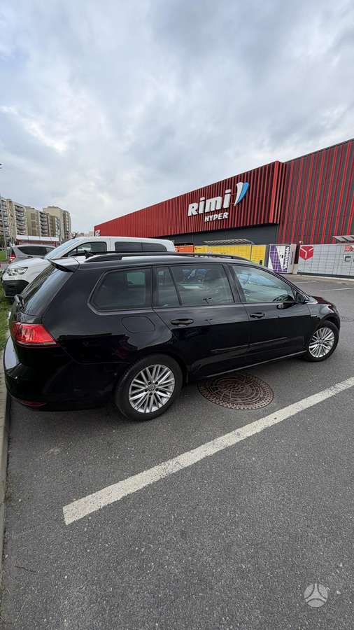 Volkswagen Golf - 3