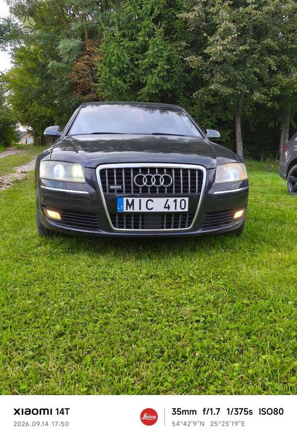 Audi A8 - 1