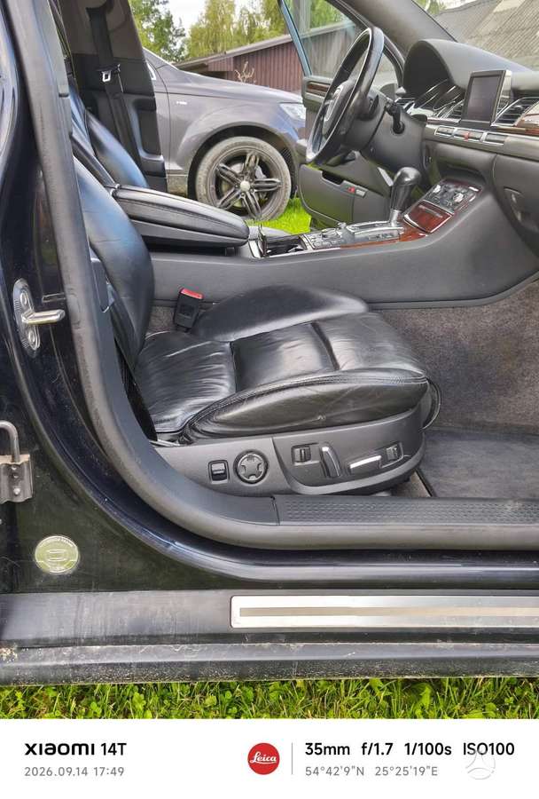 Audi A8 - 5