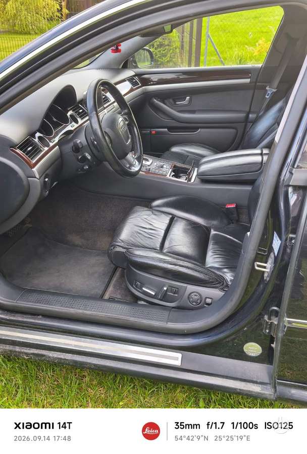 Audi A8 - 11