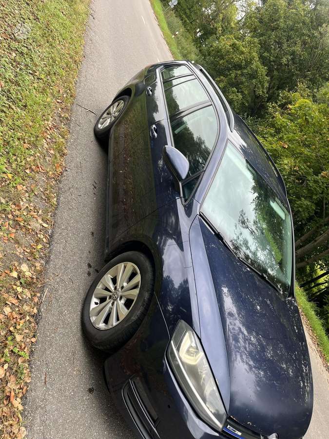 Volkswagen Golf - 3