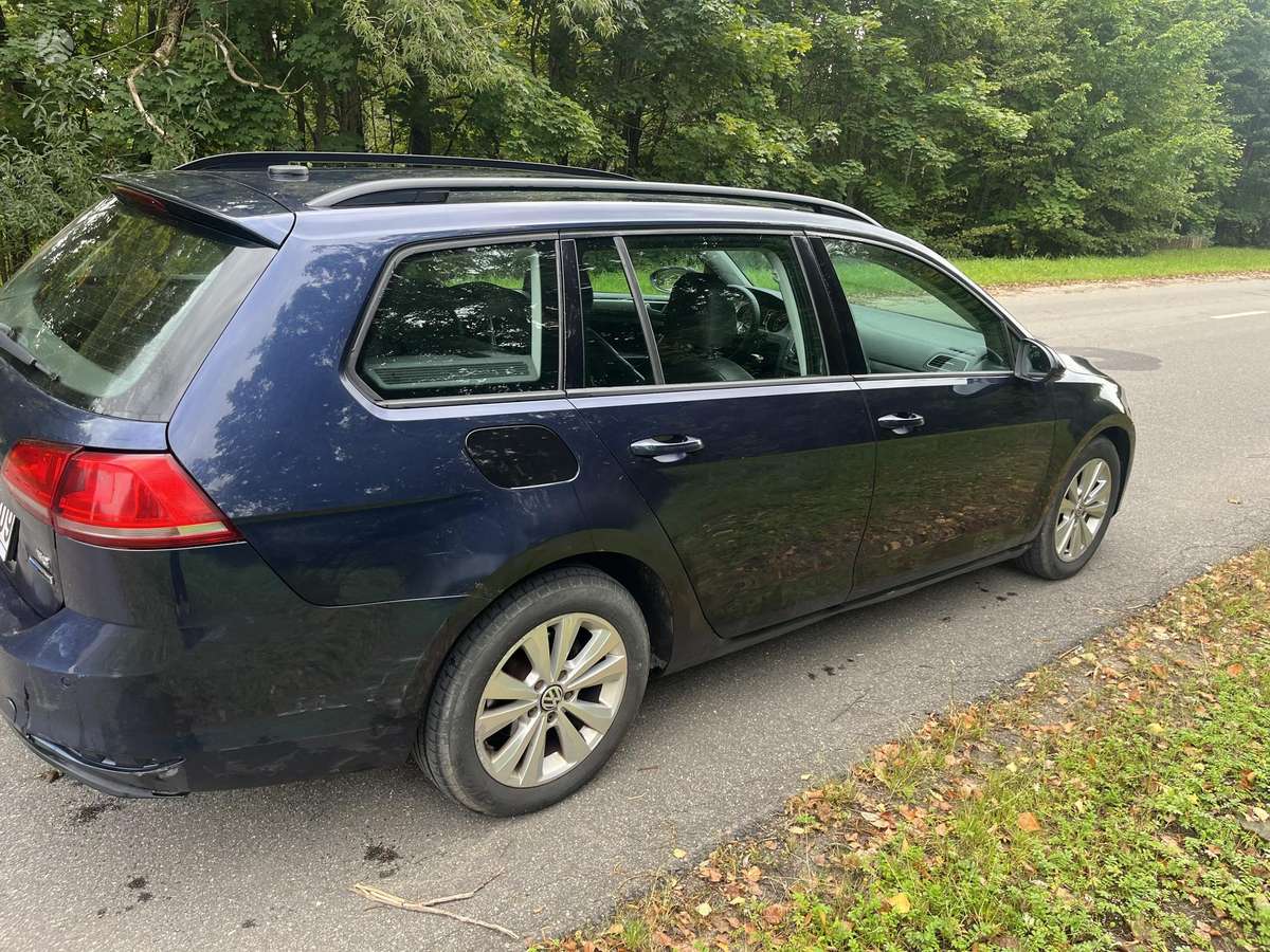 Volkswagen Golf - 4