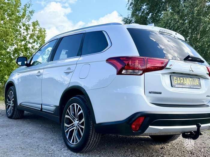 Mitsubishi Outlander - 7