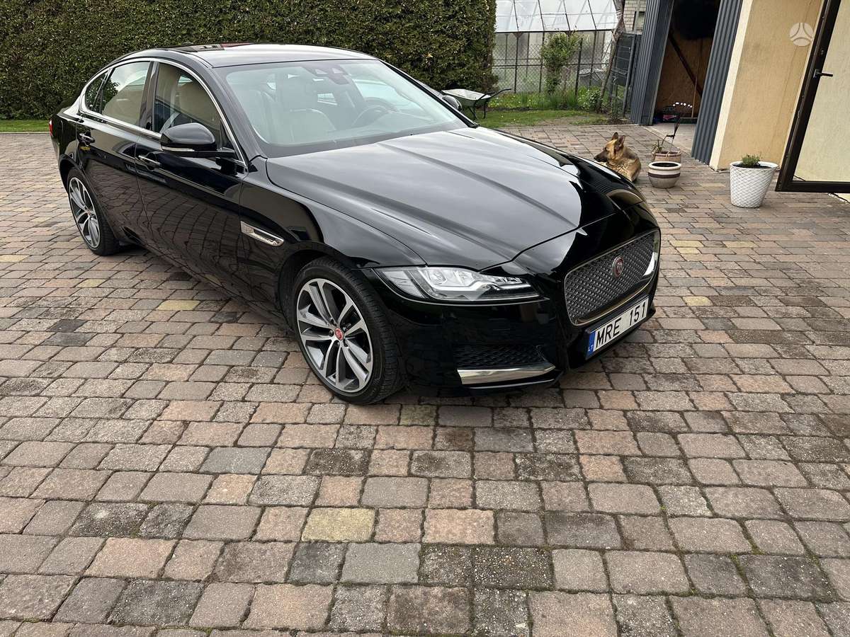 Jaguar XF, 2.0 l., Седан