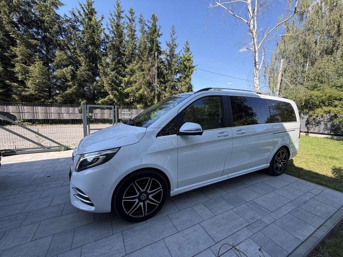 Mercedes-Benz V300 - 2