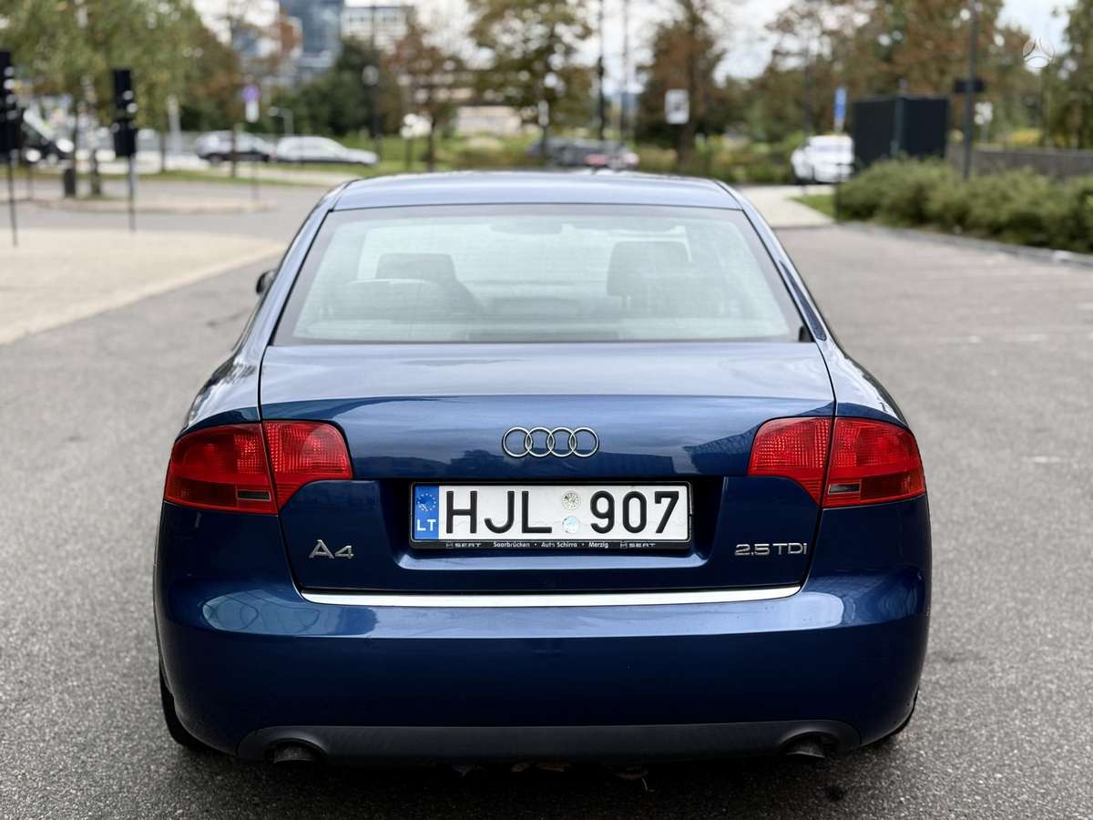 Audi A4 - 4