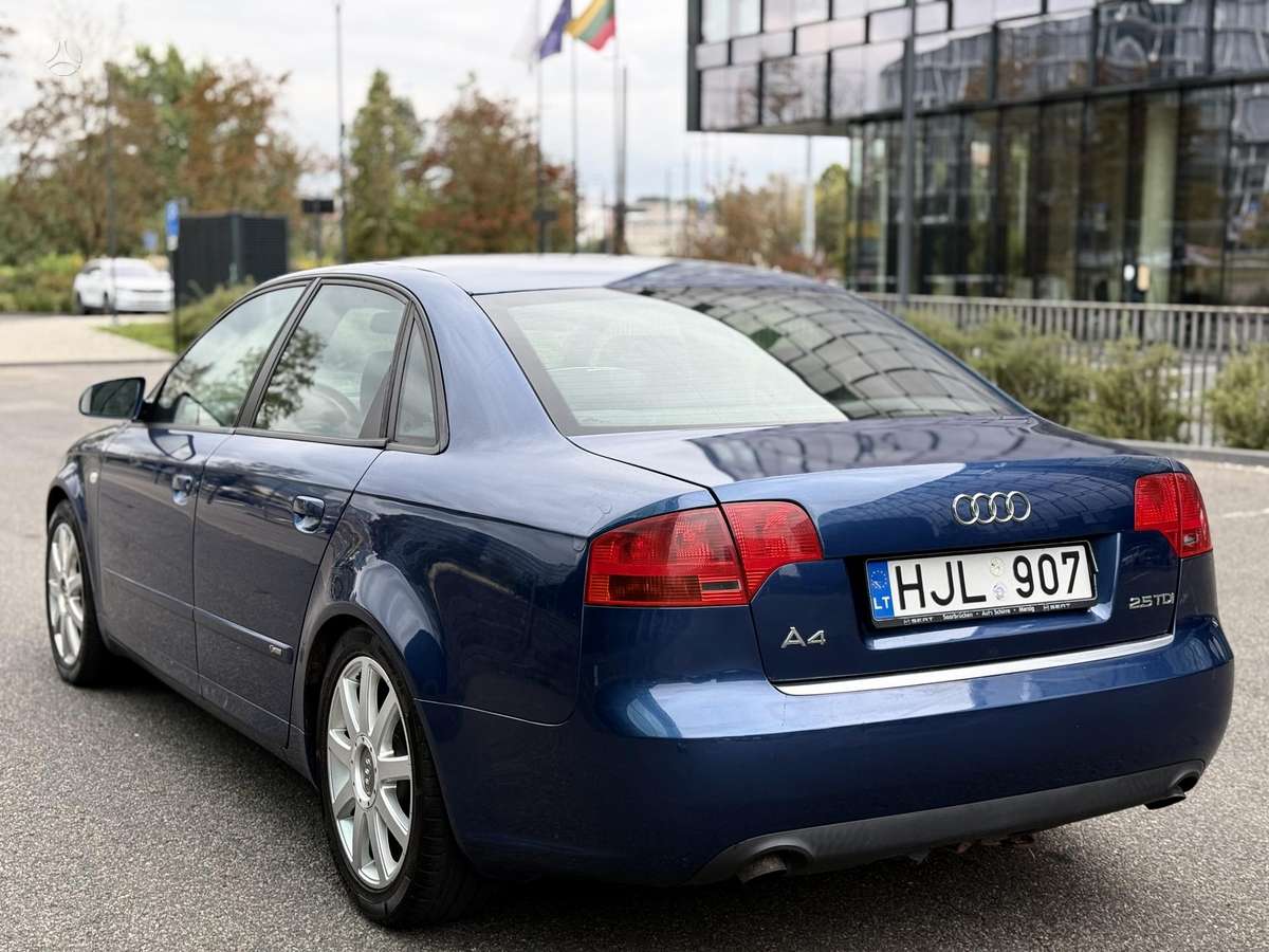 Audi A4 - 5