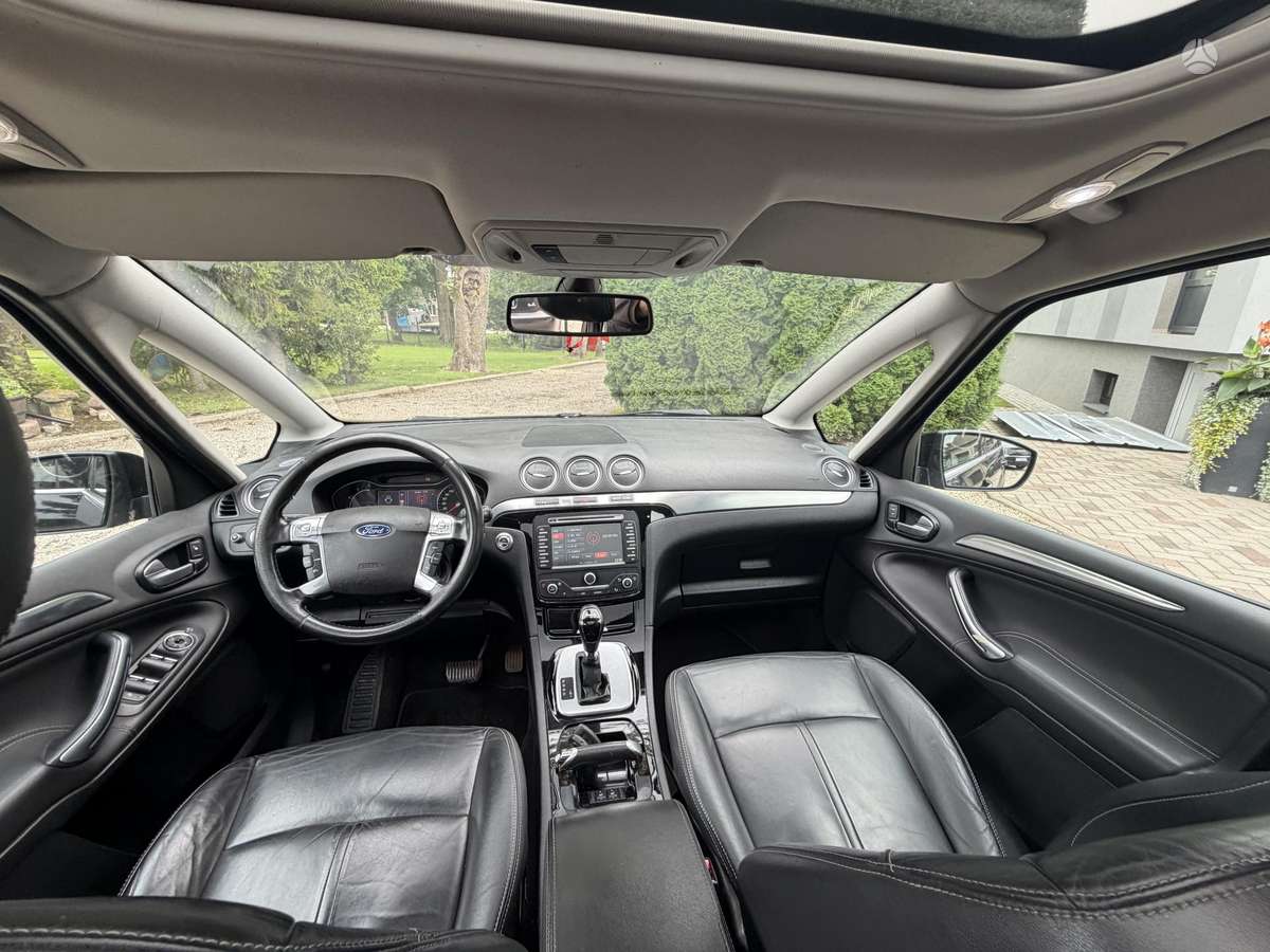 Ford S-MAX - 7