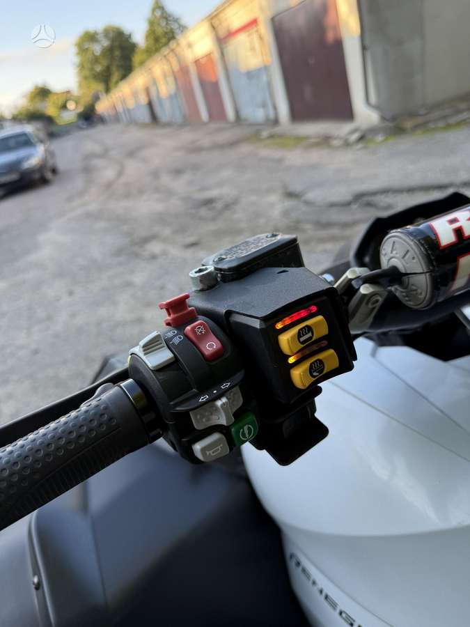 Can-Am Renegade 1000cc, квадроциклы