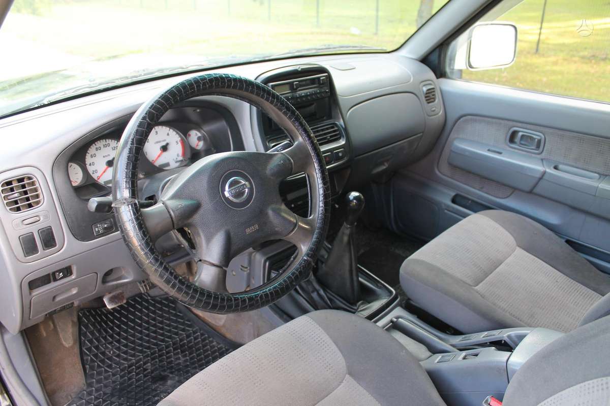Nissan Navara - 9
