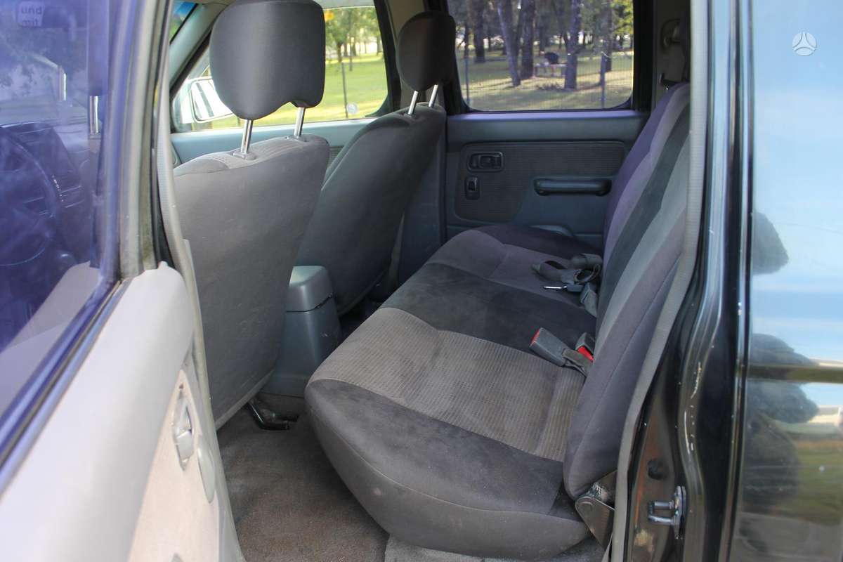 Nissan Navara - 10