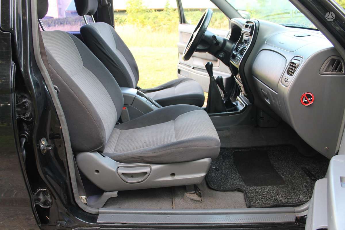 Nissan Navara - 11