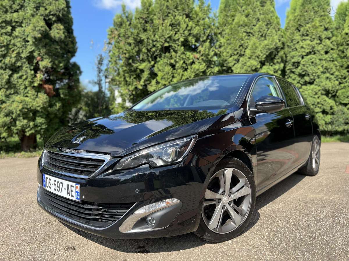 Peugeot 308 - 1