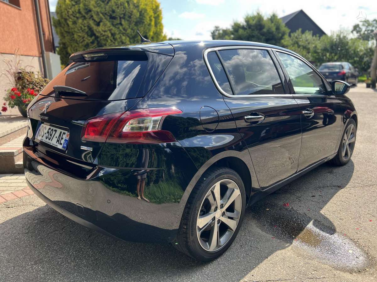 Peugeot 308 - 6