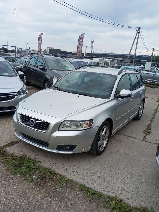 Volvo V50 - 2