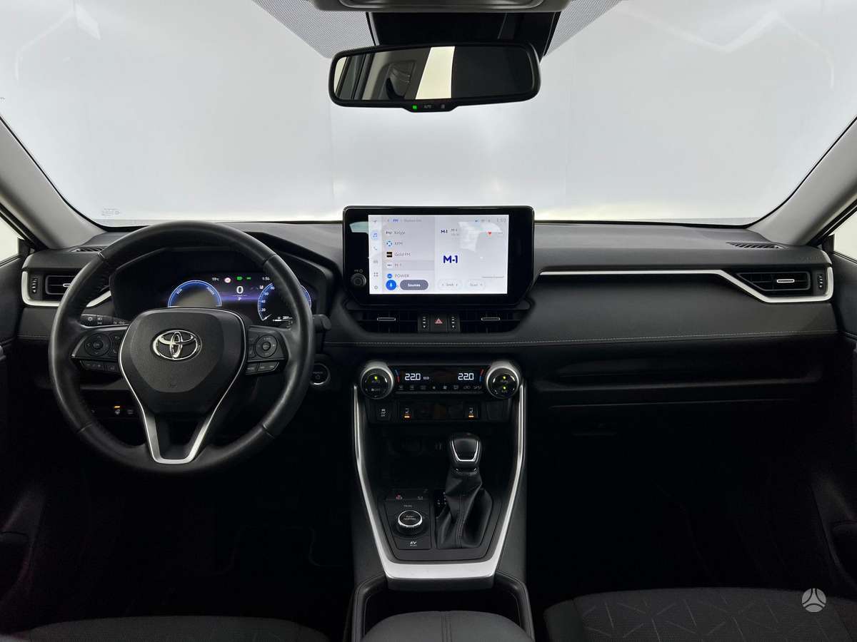 Toyota RAV4 - 8