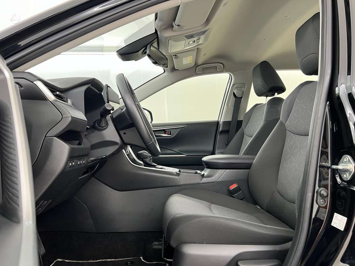 Toyota RAV4 - 11