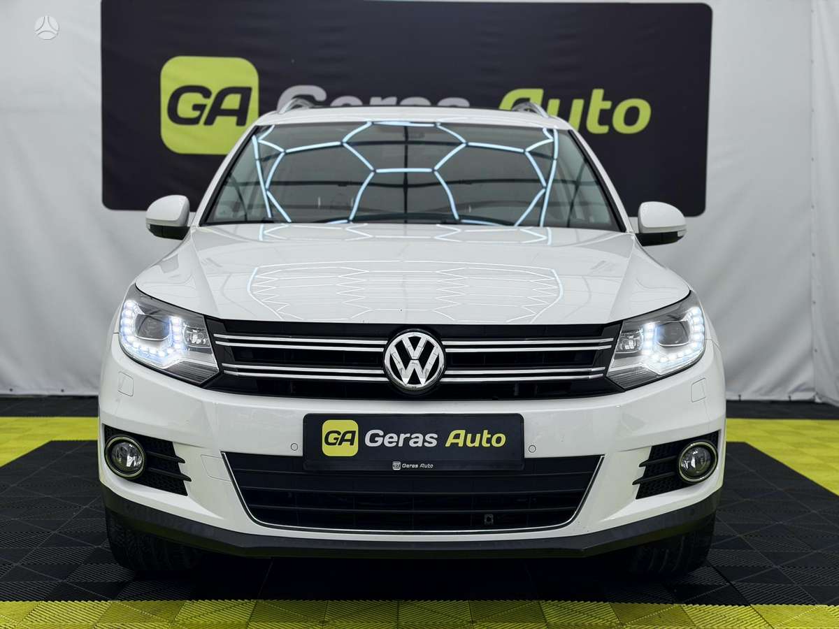 Volkswagen Tiguan - 2