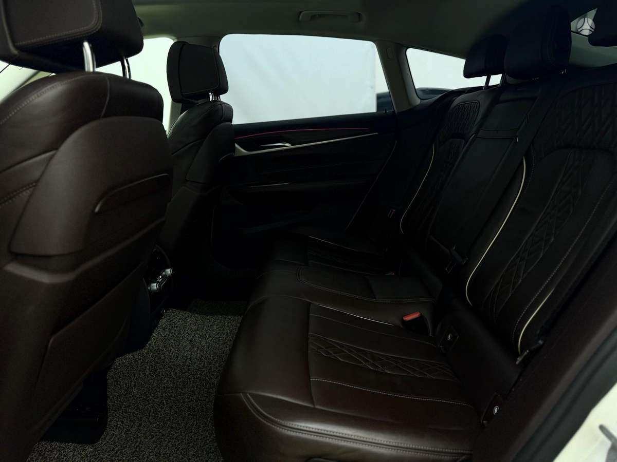 BMW 630 Gran Turismo - 11