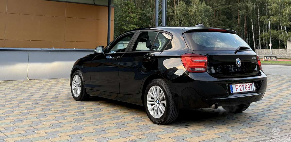 BMW 116, 1.6 l., hatchback