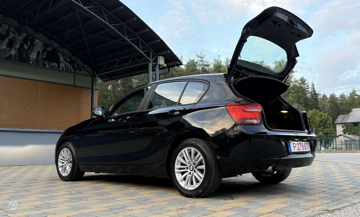 BMW 116, 1.6 l., Хэтчбек