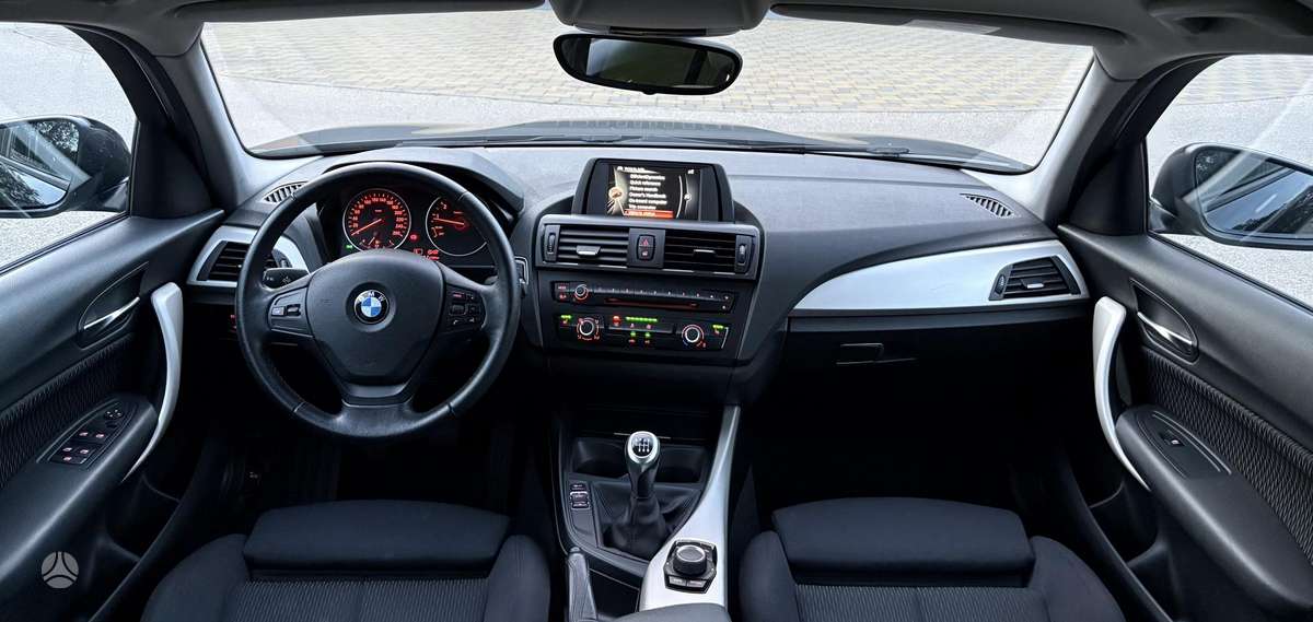 BMW 116, 1.6 l., hatchback