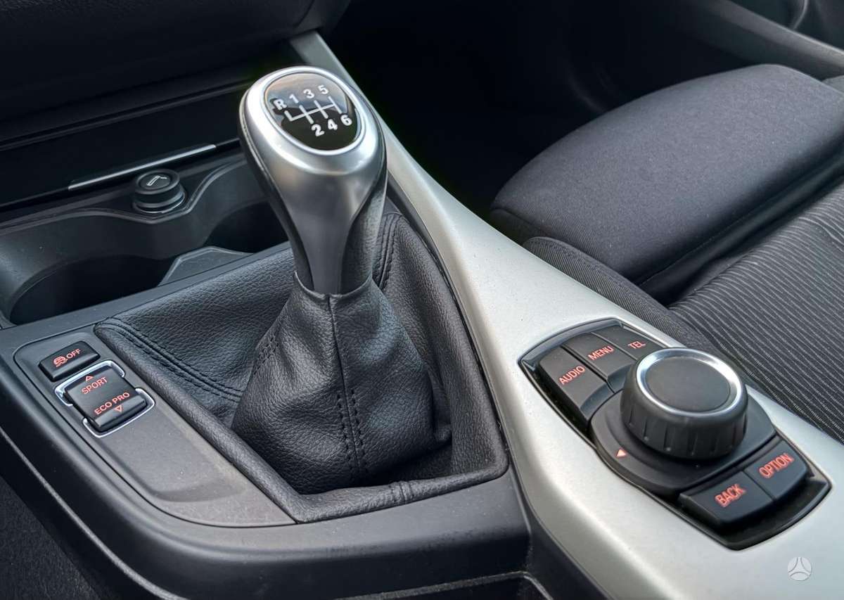 BMW 116, 1.6 l., hatchback
