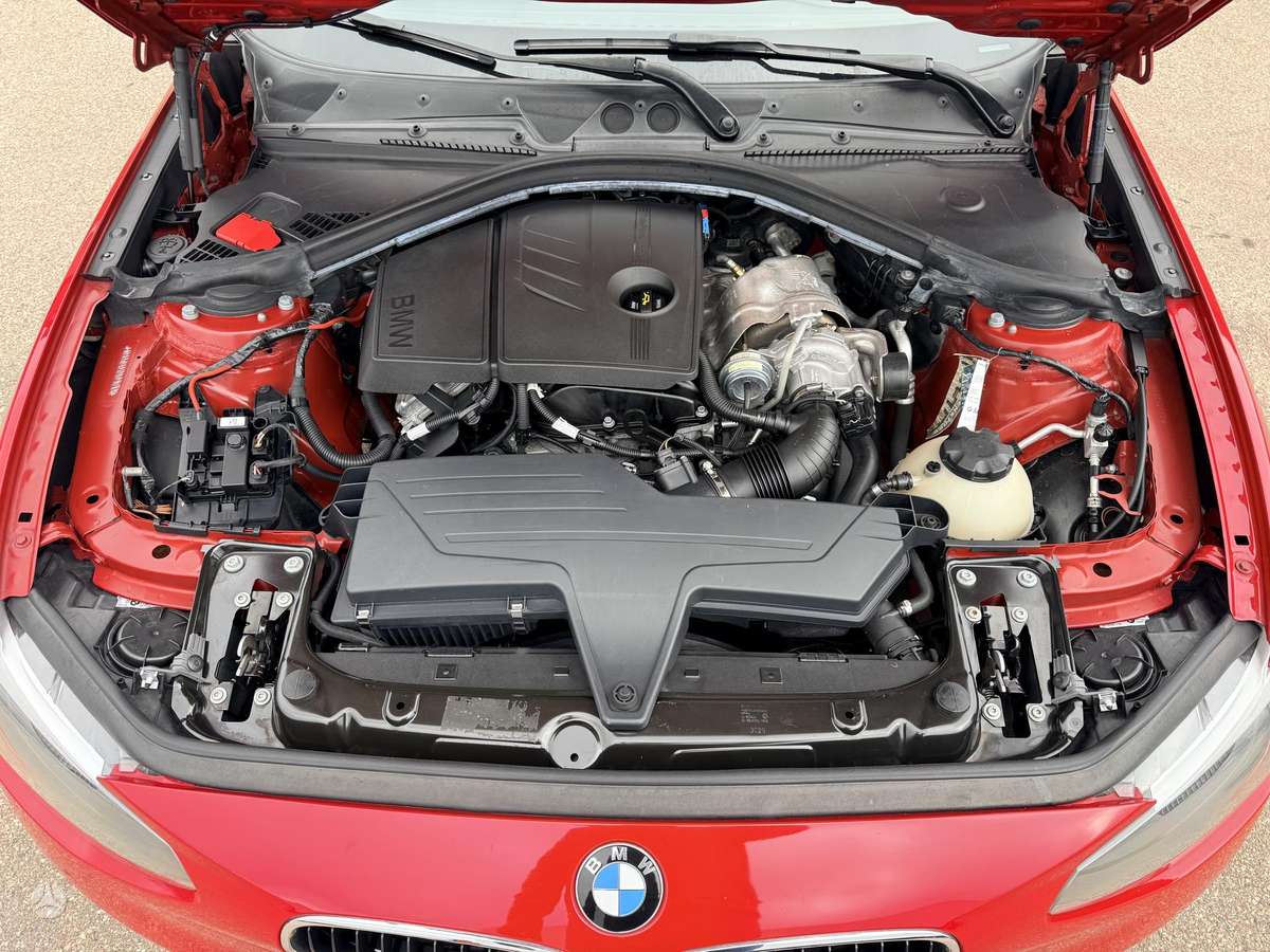BMW 118 - 9