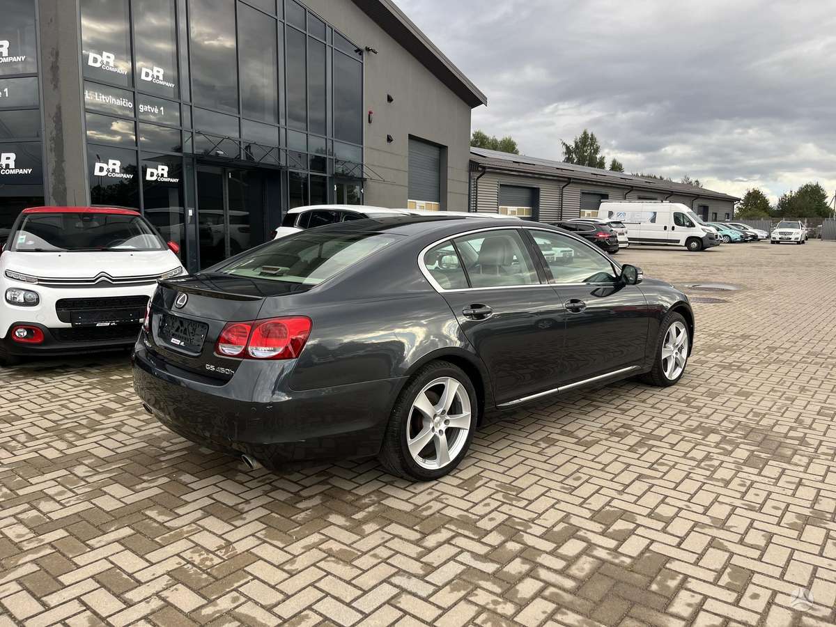 Lexus GS 450h - 9
