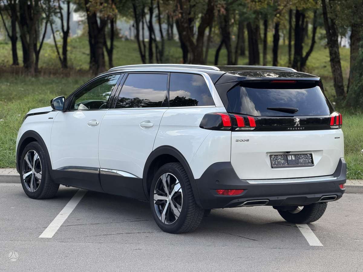 Peugeot 5008 - 10