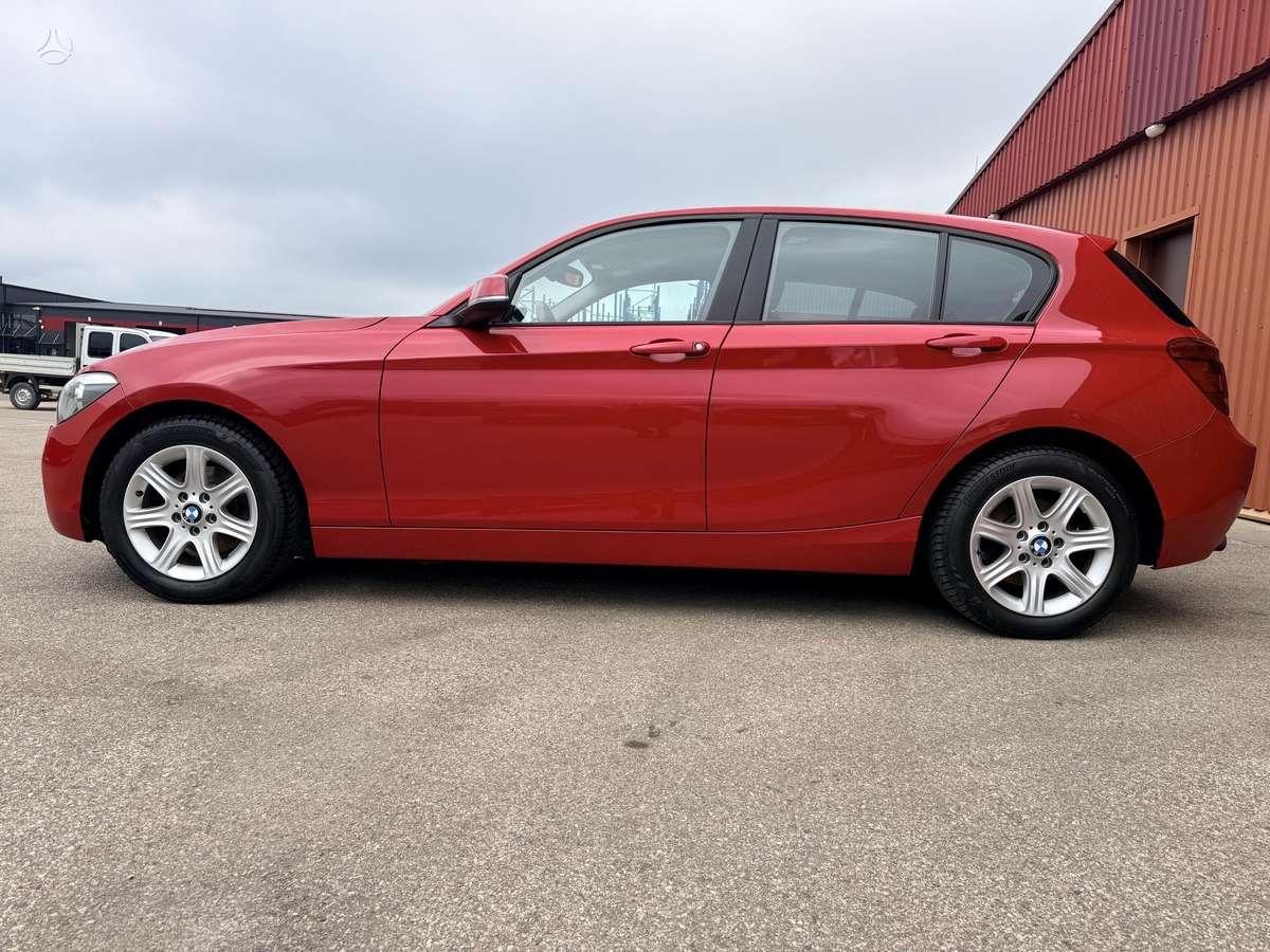 BMW 118 - 6