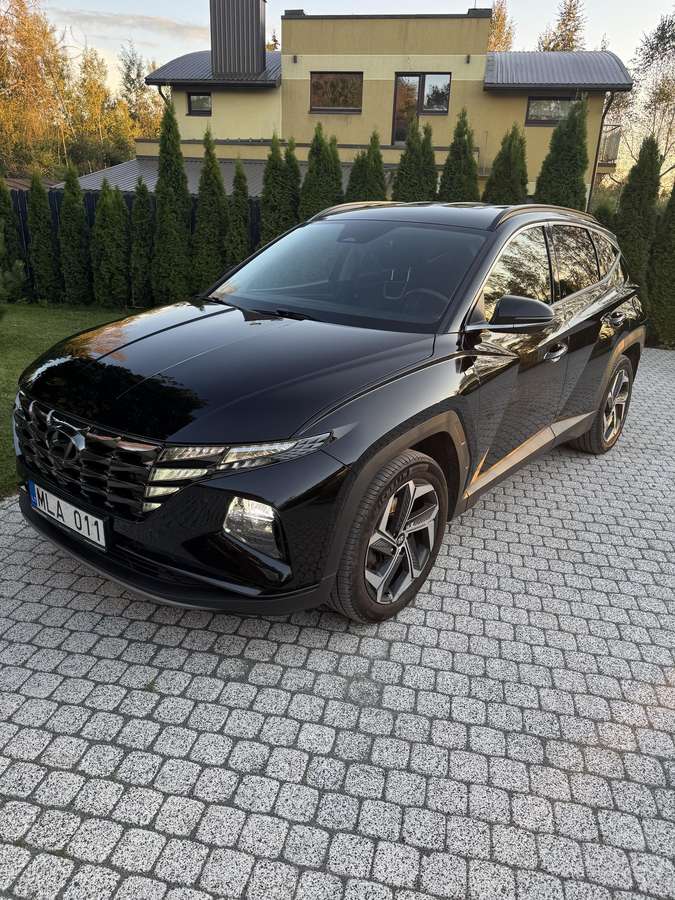 Hyundai Tucson - 2