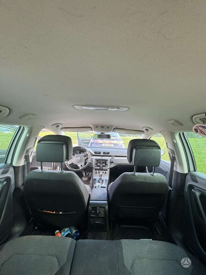 Volkswagen Passat - 6